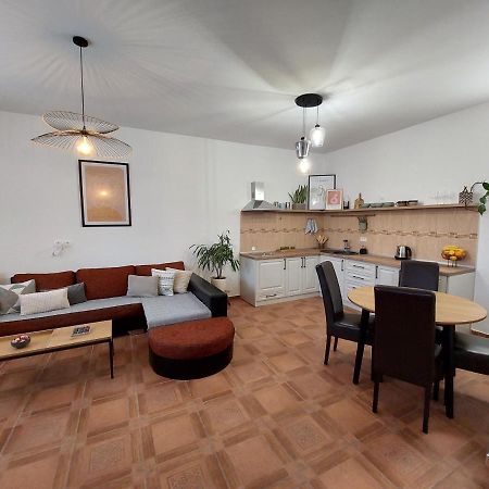 Apartment Aleksandra Bar Bagian luar foto